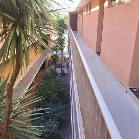 Apartament Coquet T2 Proche De La Plage, Parking Prive *